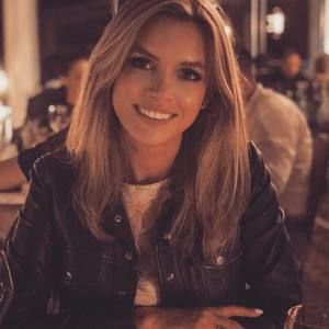 Meet your Posher, Julia